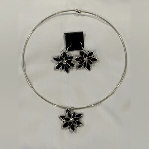 Silvertone & black crystal flower wire choker necklace & earrings set